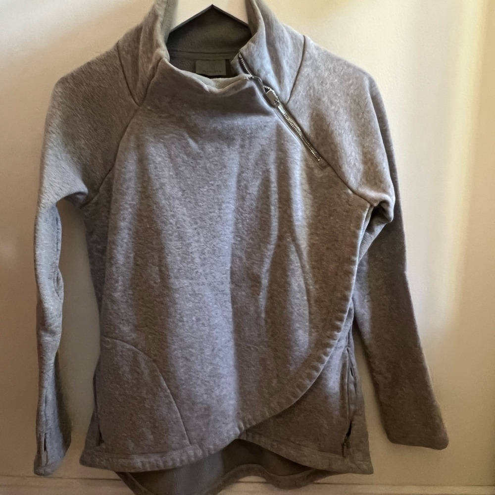 Athleta cozy karma sweatshirt